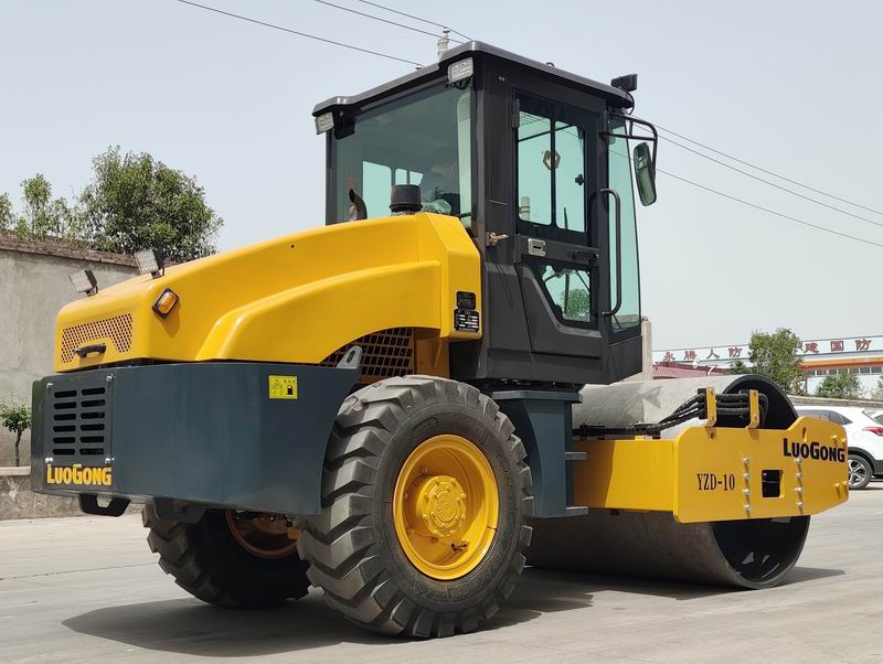 YZD-7.0壓路機(jī)